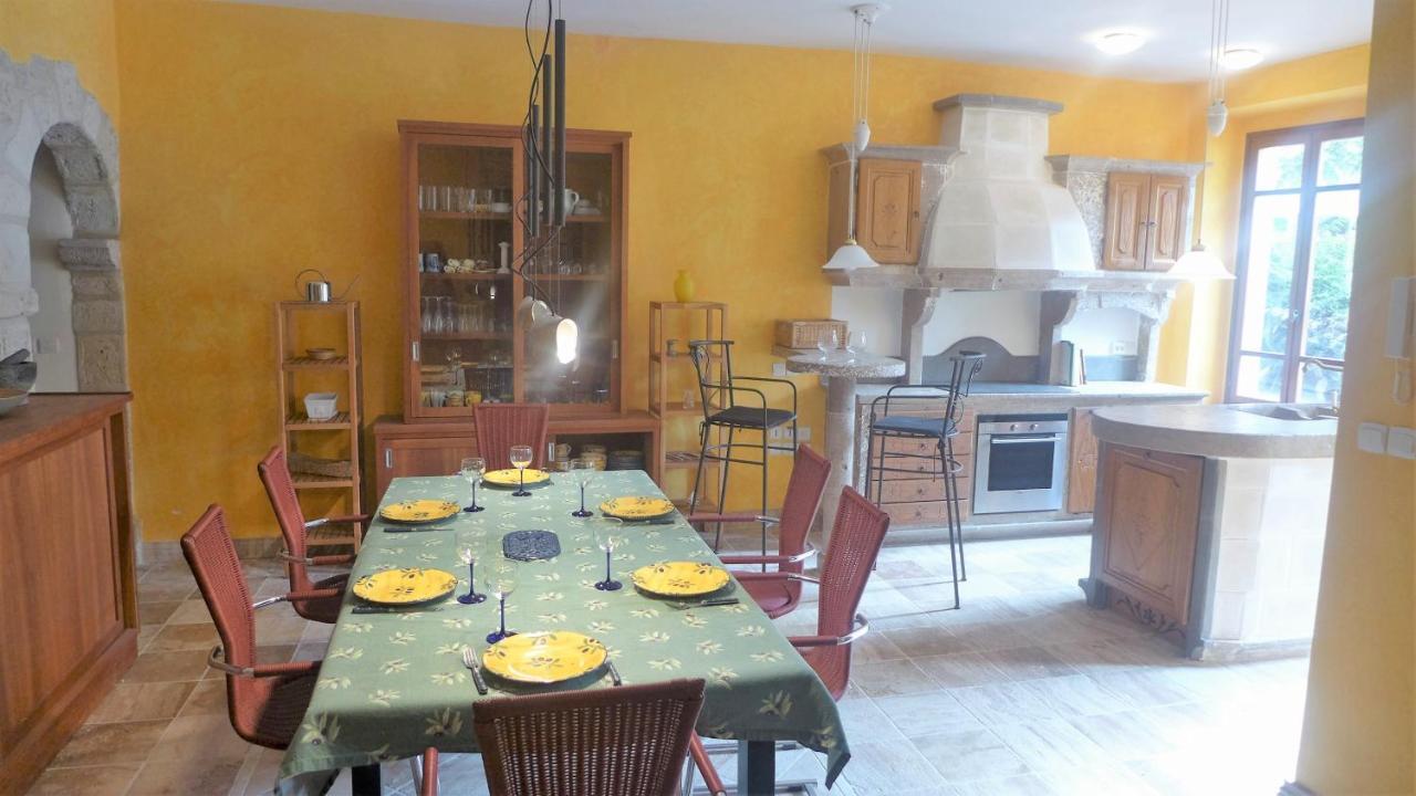 Ferienhaus Le Chateau Armissan Exterior photo